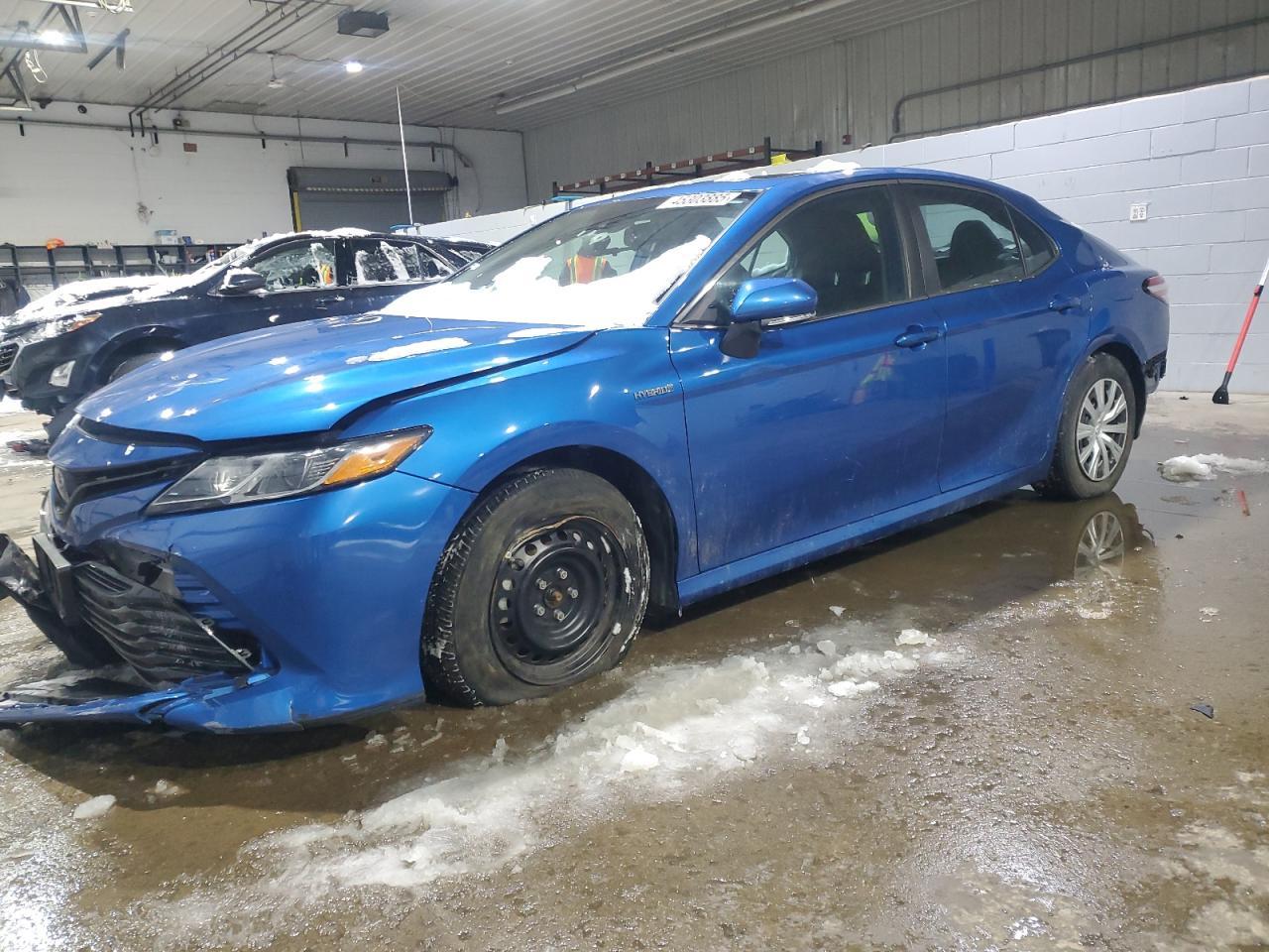 2019 TOYOTA CAMRY LE