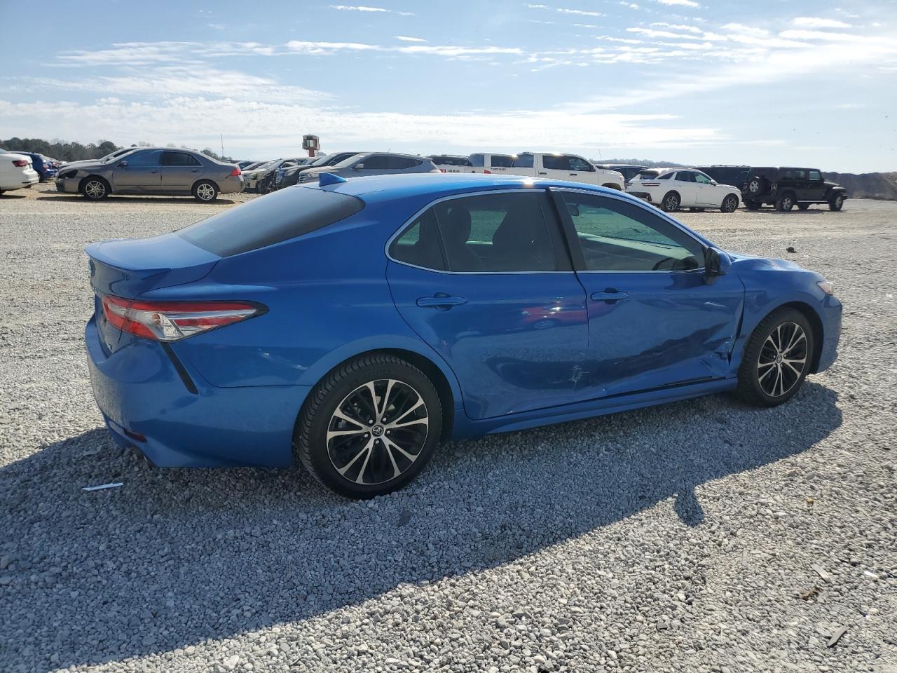 2019 TOYOTA CAMRY L - Image 3