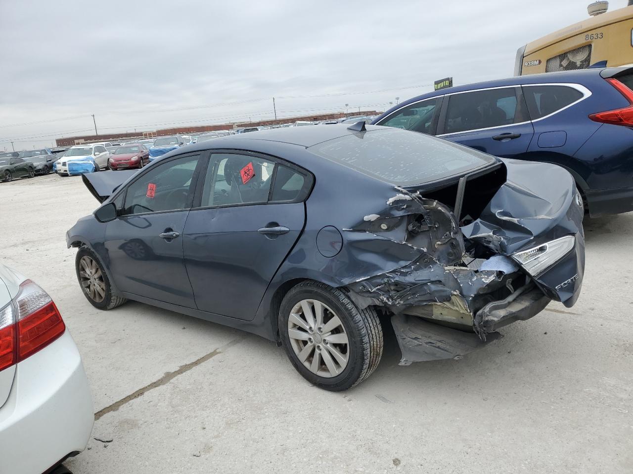 2015 KIA FORTE LX - Фото 2
