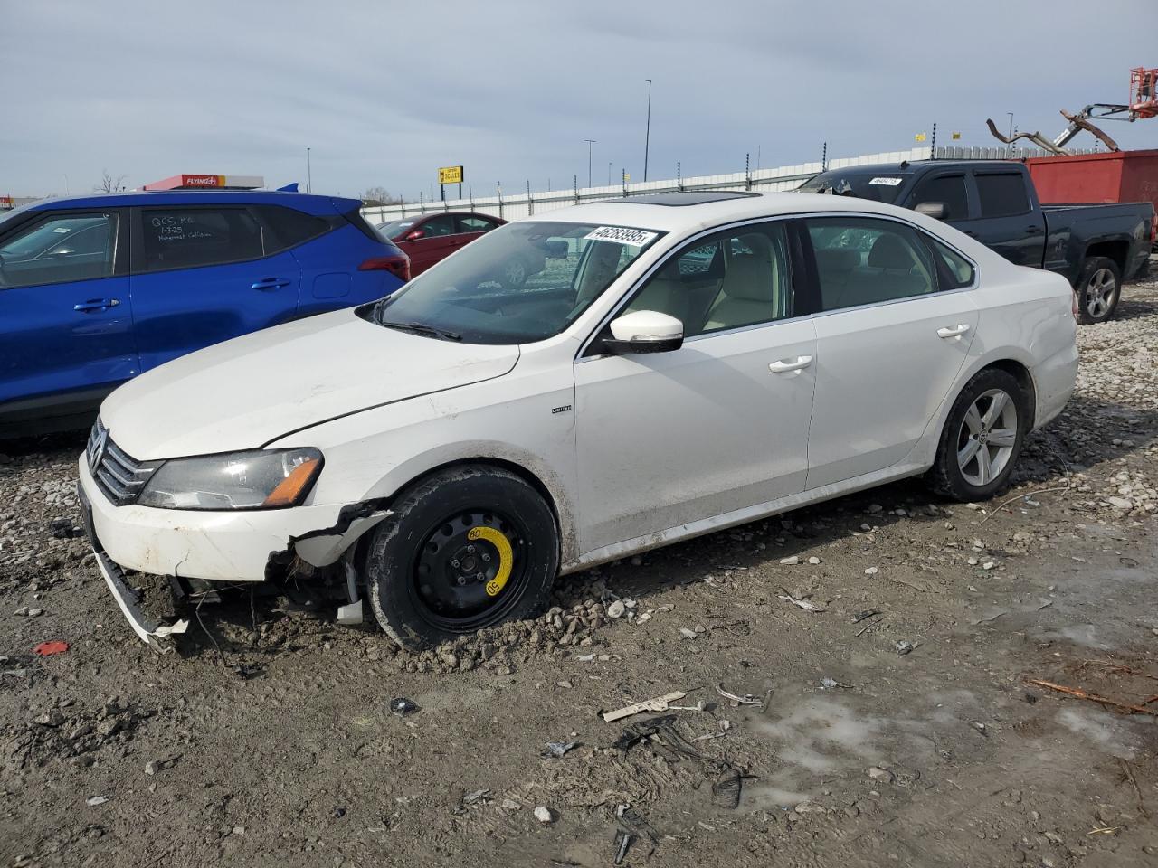 2015 VOLKSWAGEN PASSAT S