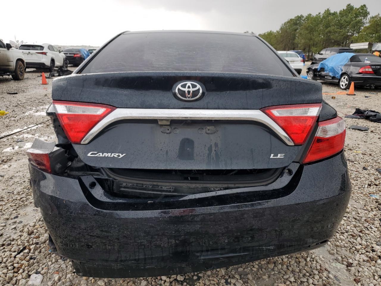2016 TOYOTA CAMRY LE - Image 6