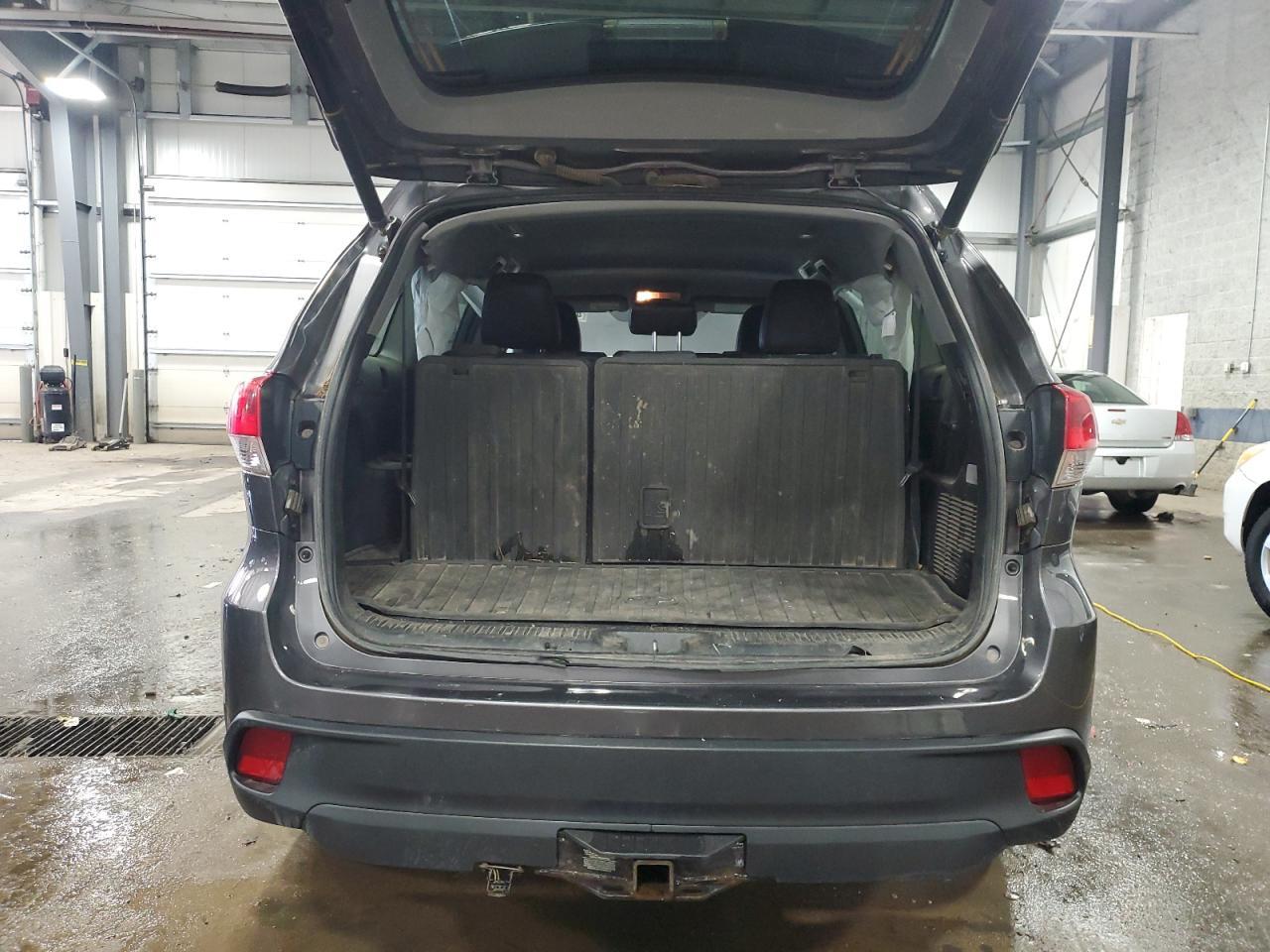 2019 TOYOTA HIGHLANDER - Image 6