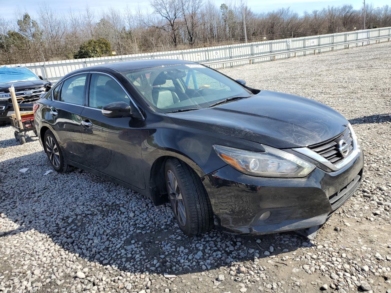 2017 NISSAN ALTIMA 2.5 - Фото 4