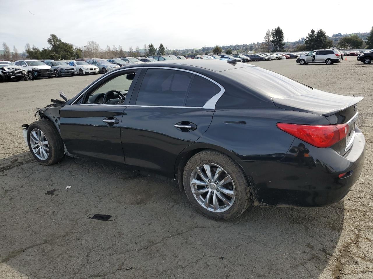 2015 INFINITI Q50 BASE - Image 2