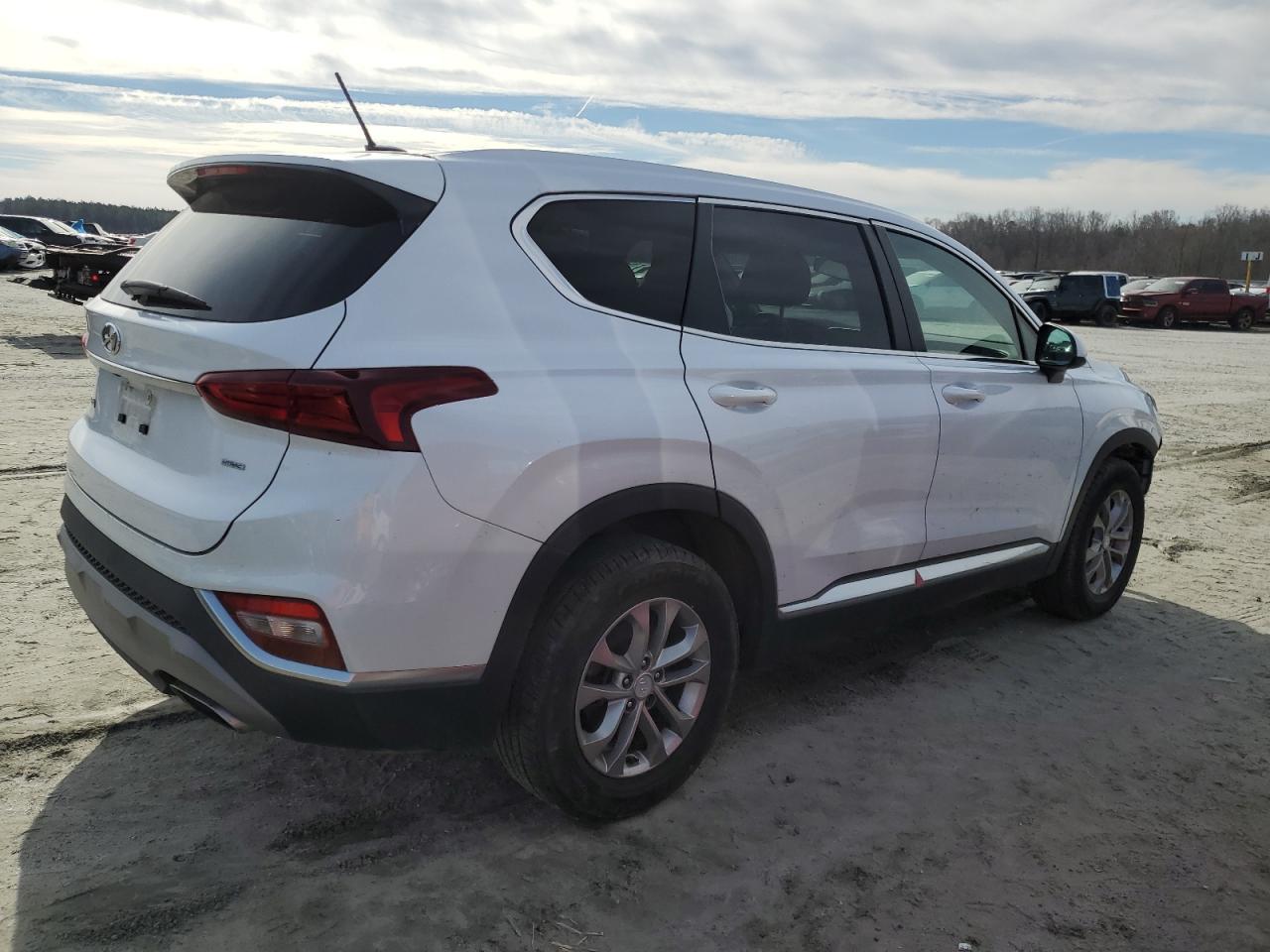 2019 HYUNDAI SANTA FE S - Фото 3