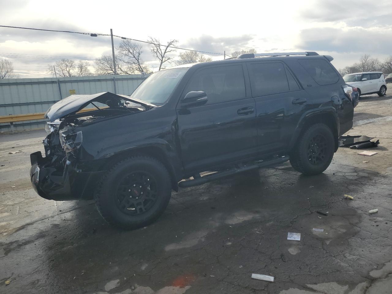 2022 TOYOTA 4RUNNER SR