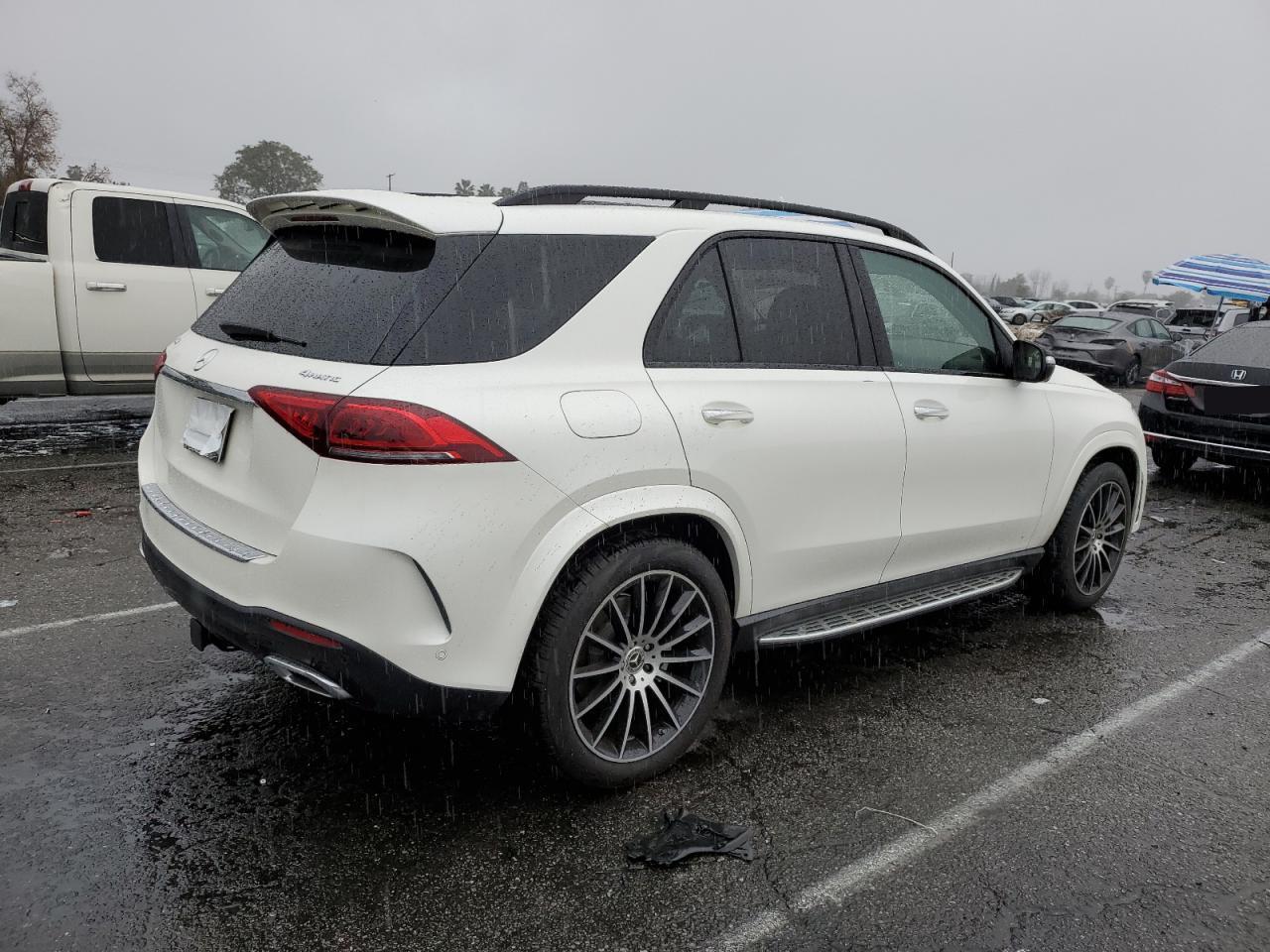 2023 MERCEDES-BENZ GLE 450 4M - Фото 3