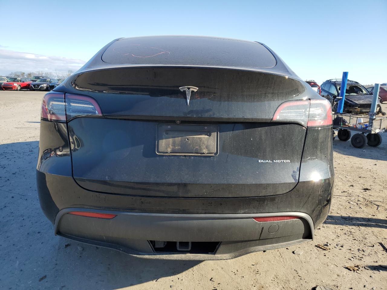 2023 TESLA MODEL Y - Фото 6