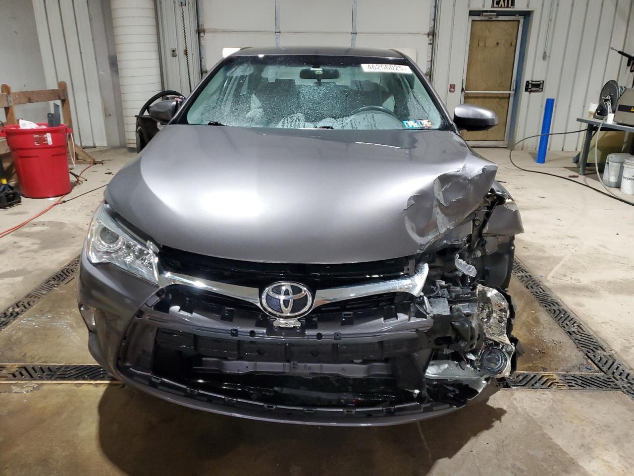 2015 TOYOTA CAMRY LE - Фото 5