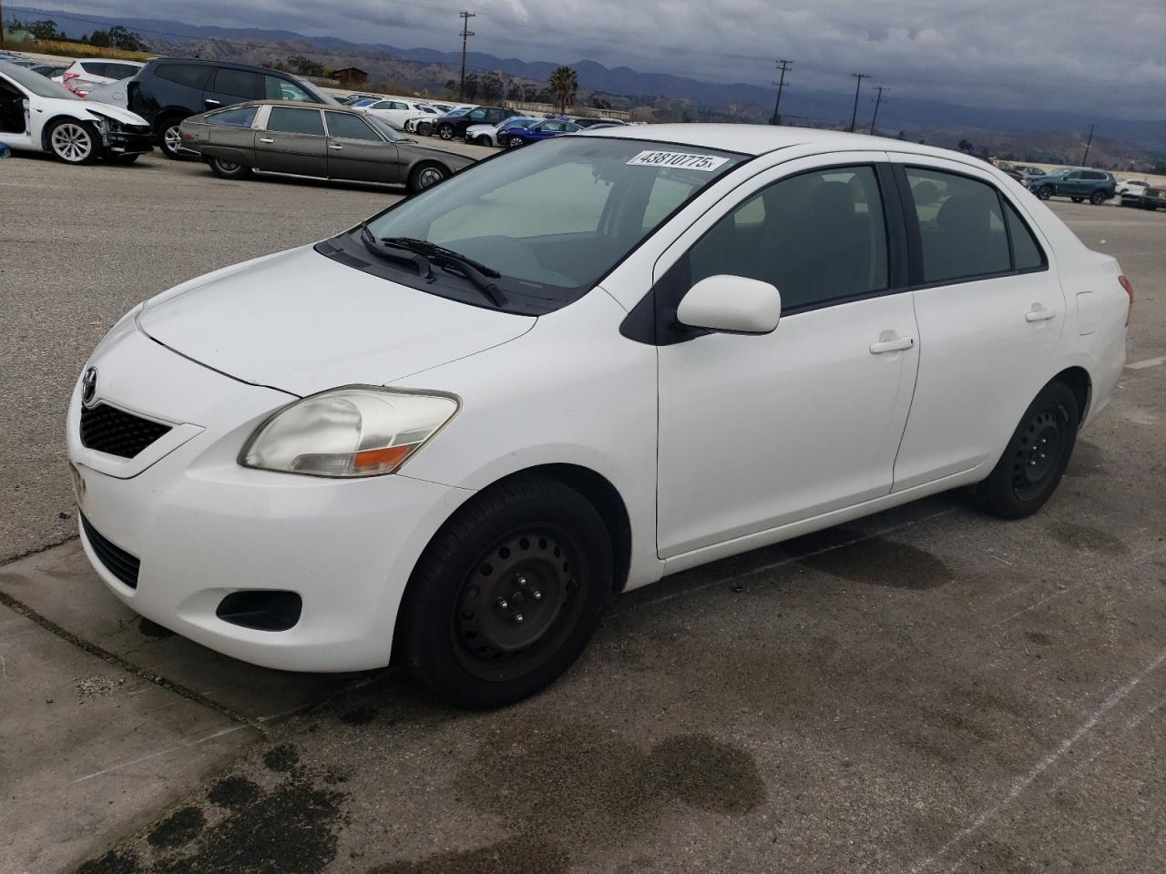 2012 TOYOTA YARIS