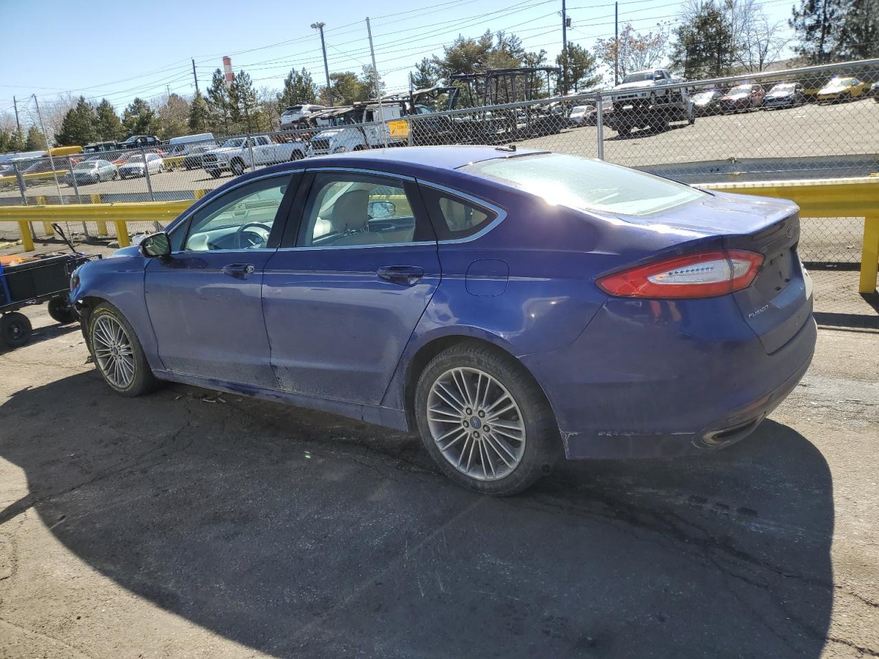 2013 FORD FUSION SE - Image 2