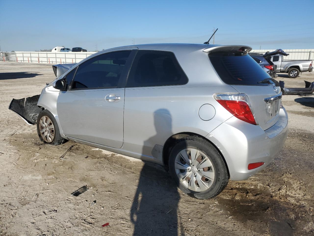 2012 TOYOTA YARIS - Image 2