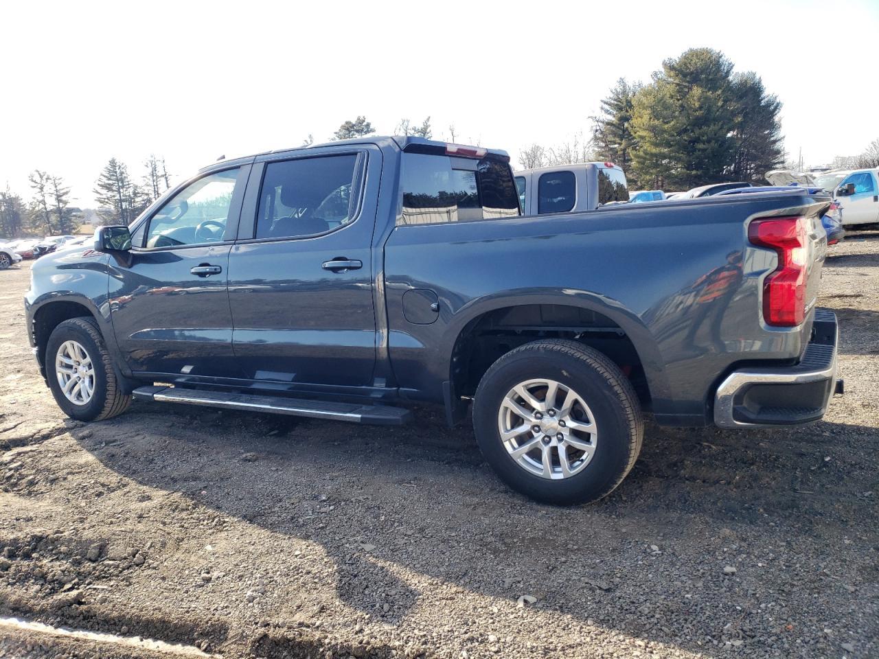 2020 CHEVROLET SILVERADO - Image 2