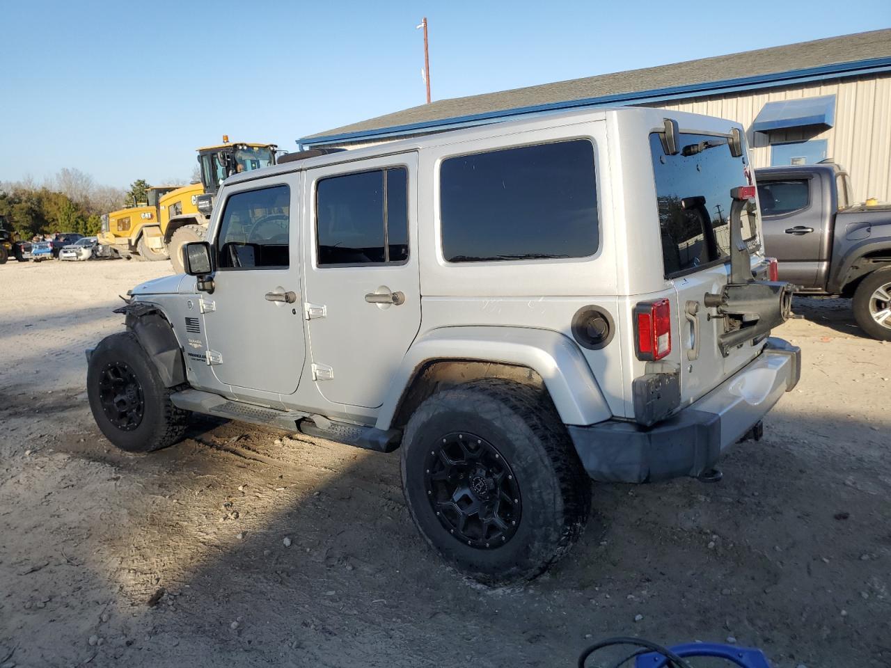 2012 JEEP WRANGLER U - Image 2