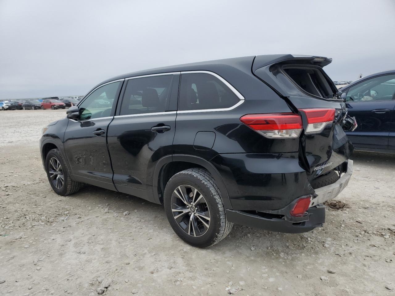 2019 TOYOTA HIGHLANDER - Фото 2