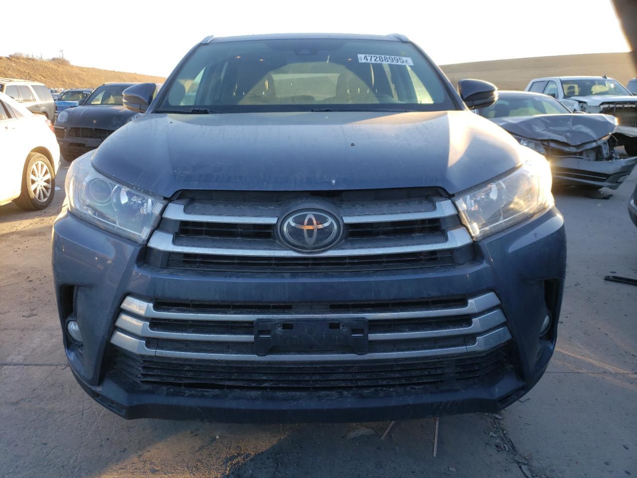 2018 TOYOTA HIGHLANDER - Image 5