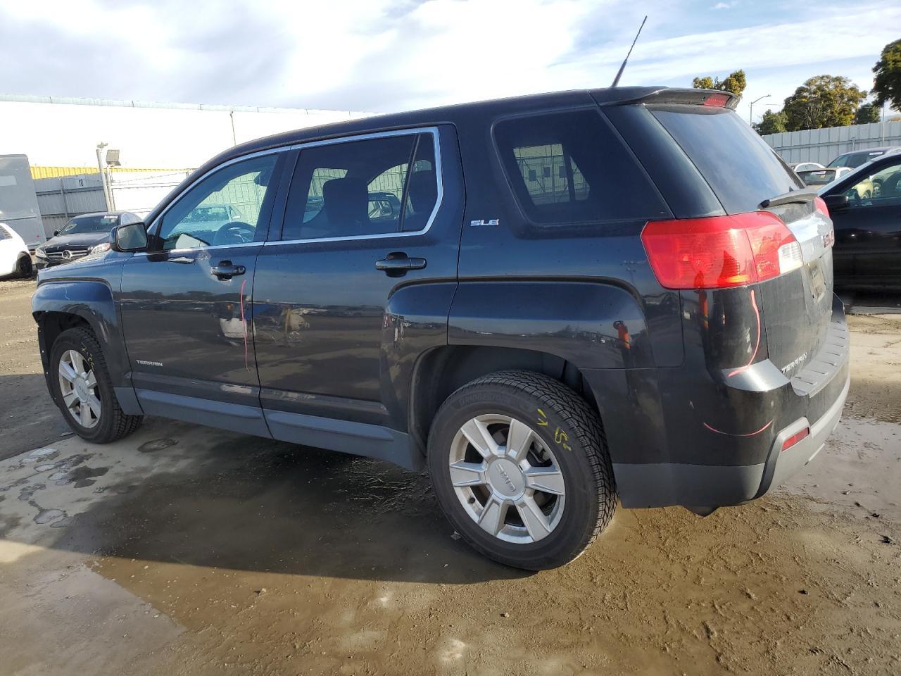 2012 GMC TERRAIN SL - Фото 2