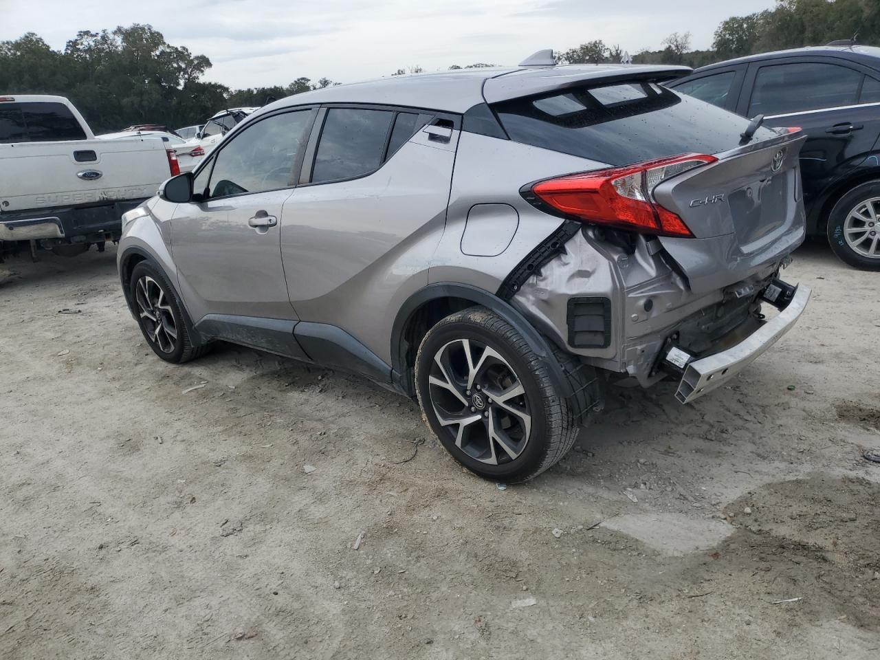 2018 TOYOTA C-HR XLE - Image 2