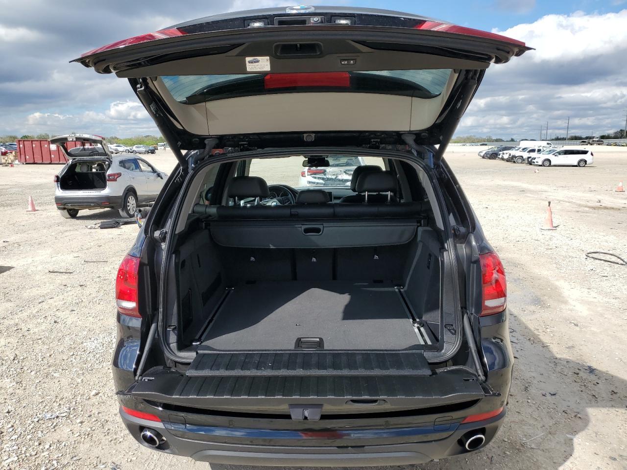 2016 BMW X5 XDRIVE3 - Фото 6