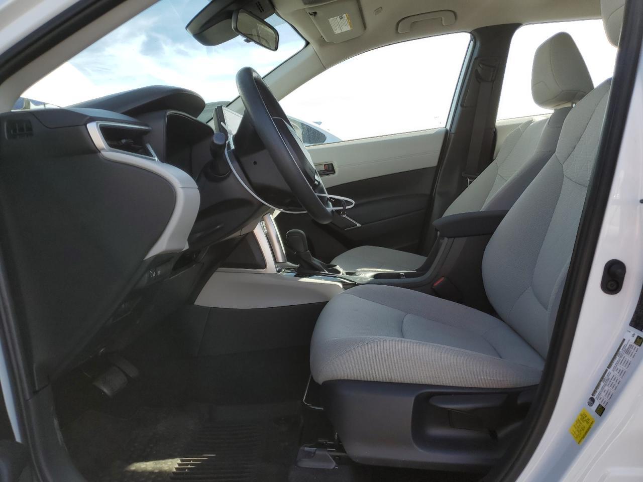 2024 TOYOTA COROLLA CR - Фото 7