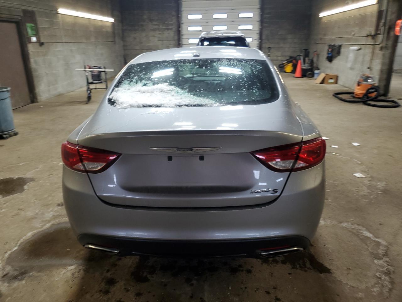 2015 CHRYSLER 200 S - Фото 6