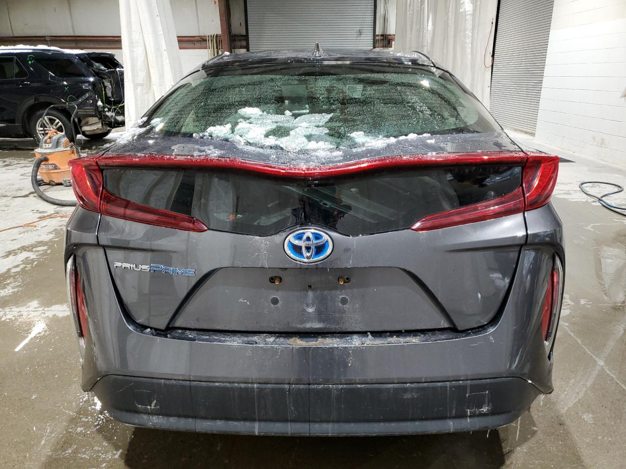 2018 TOYOTA PRIUS PRIM - Image 6