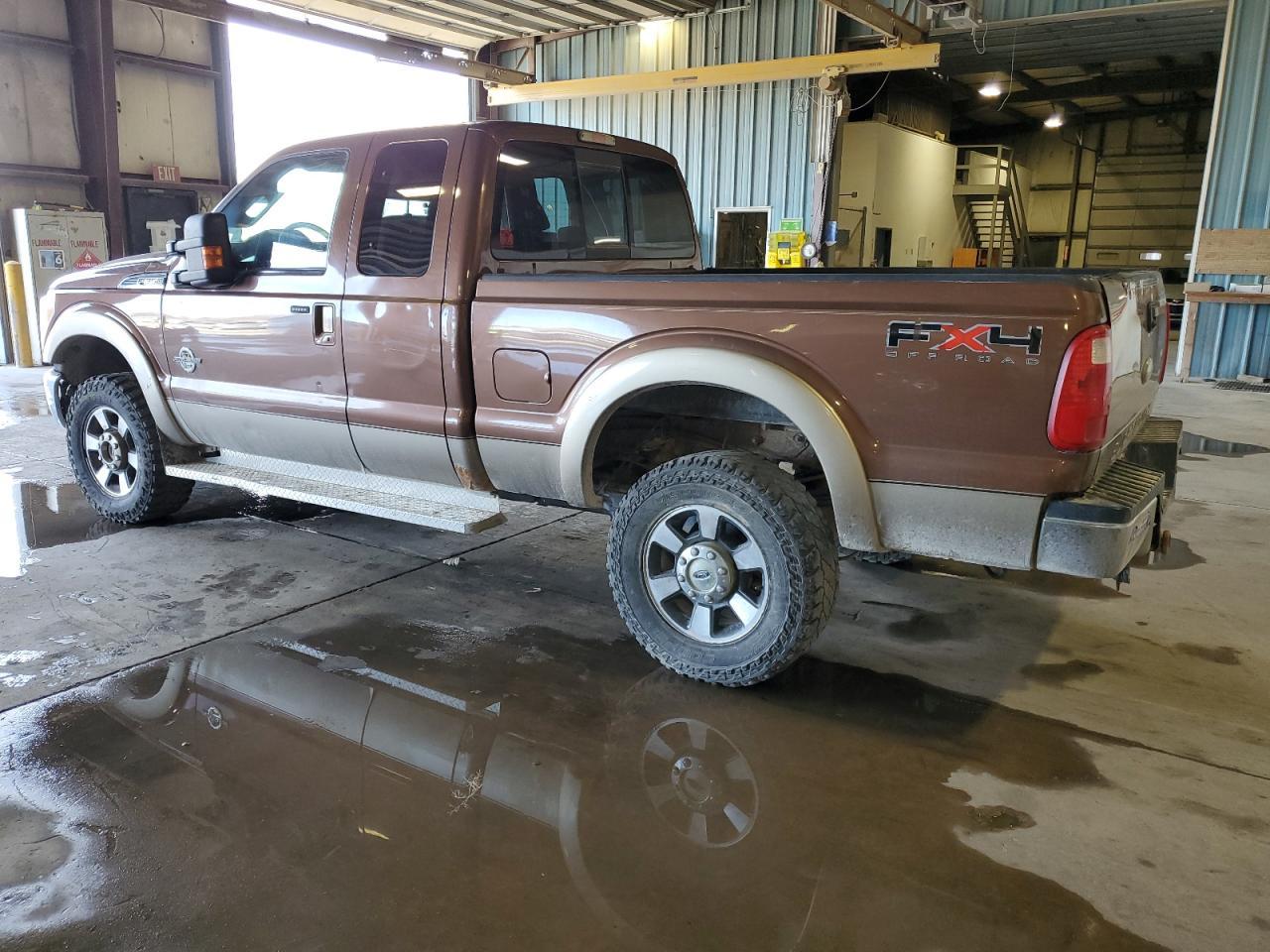 2011 FORD F350 SUPER - Фото 2