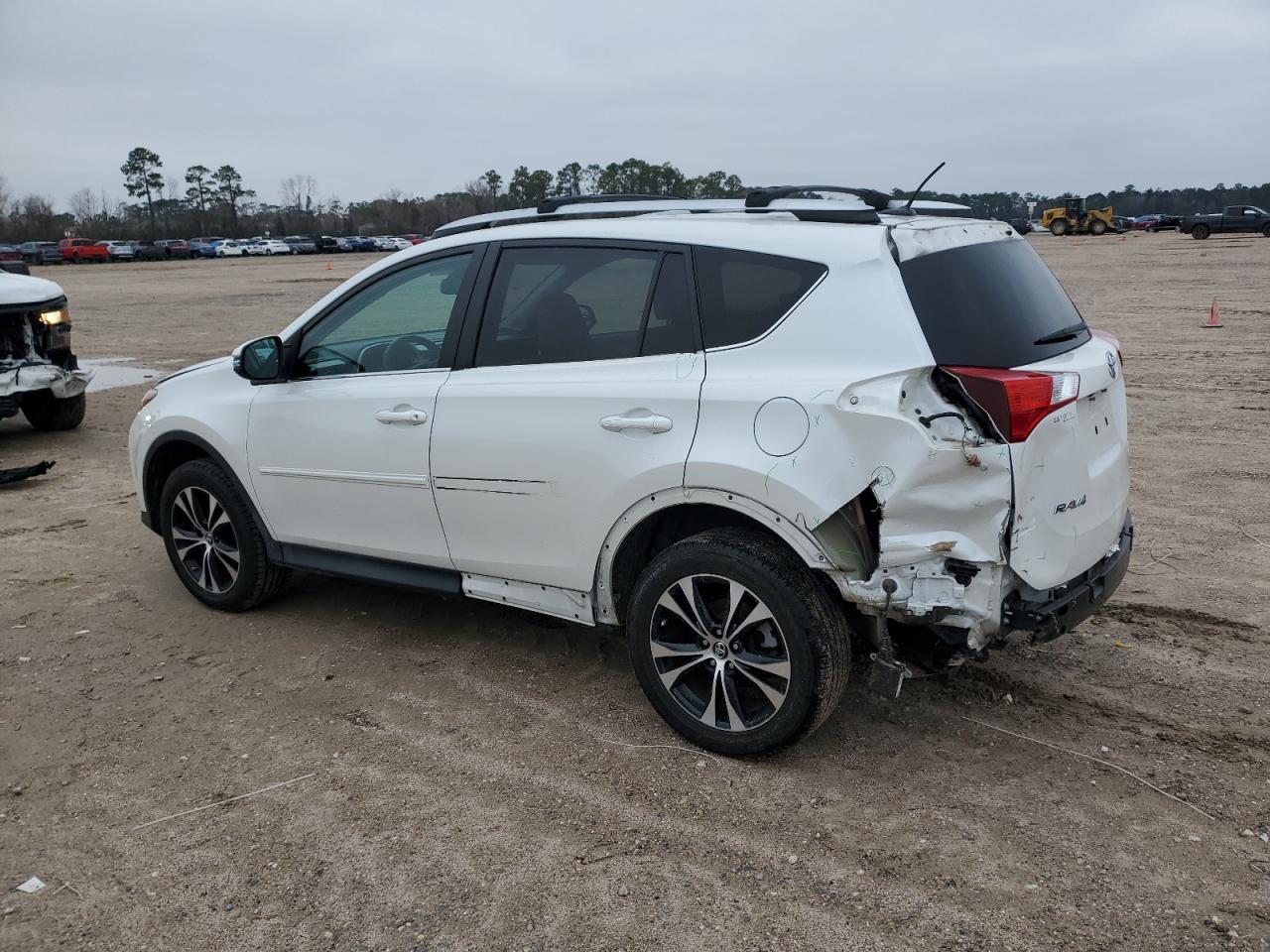 2015 TOYOTA RAV4 LIMIT - Фото 2