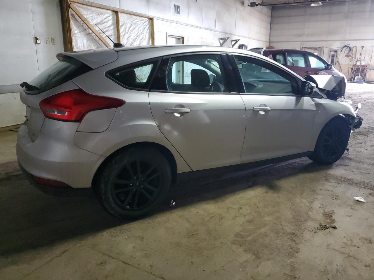 2016 FORD FOCUS SE - Фото 3