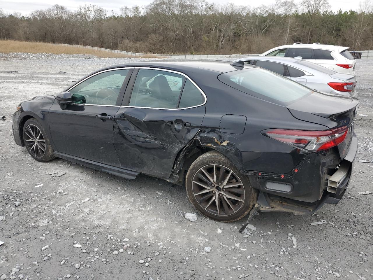 2021 TOYOTA CAMRY SE - Фото 2