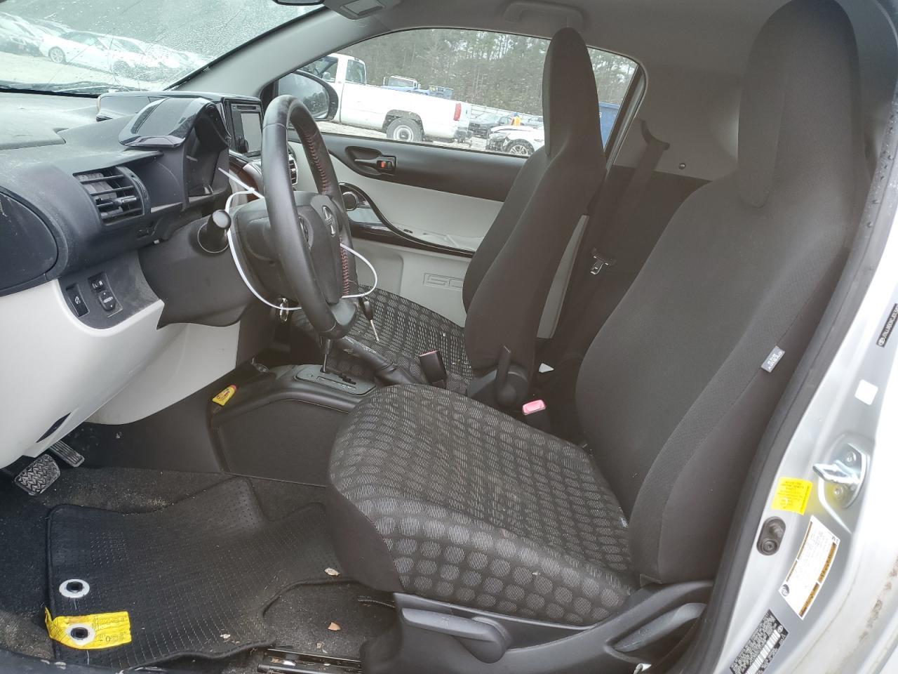 2012 TOYOTA SCION IQ - Фото 7
