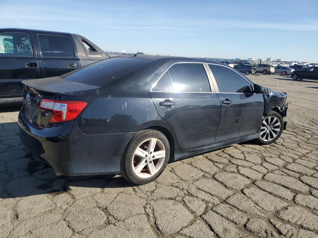 2012 TOYOTA CAMRY BASE - Фото 3