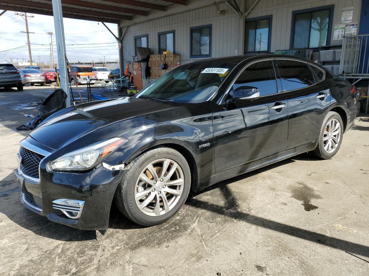2015 INFINITI Q70 HYBRID