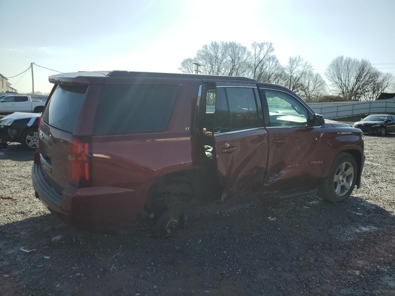 2017 CHEVROLET TAHOE K150 - Фото 3