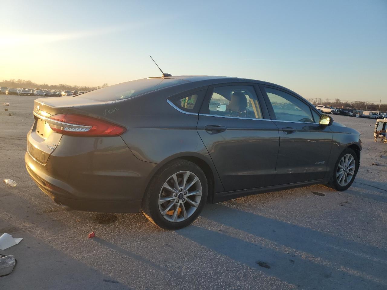 2017 FORD FUSION SE - Фото 3