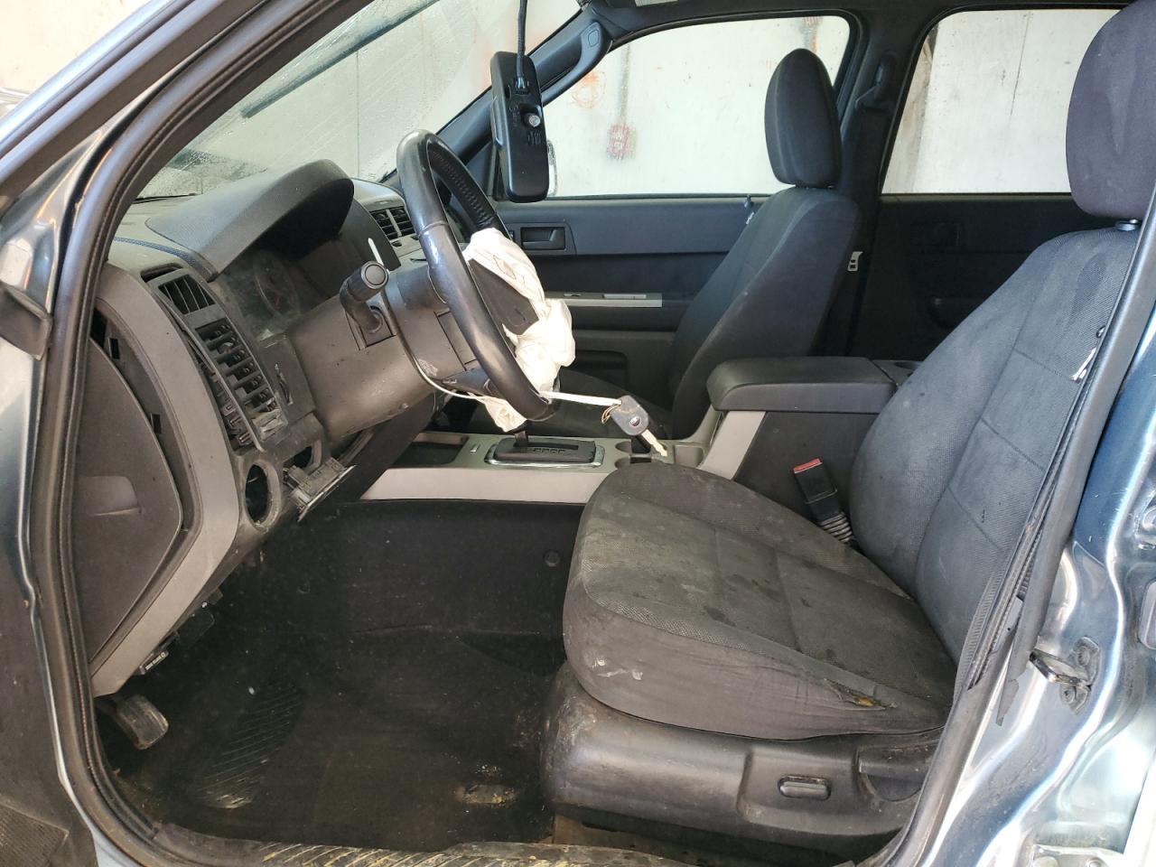 2010 FORD ESCAPE XLT - Image 7