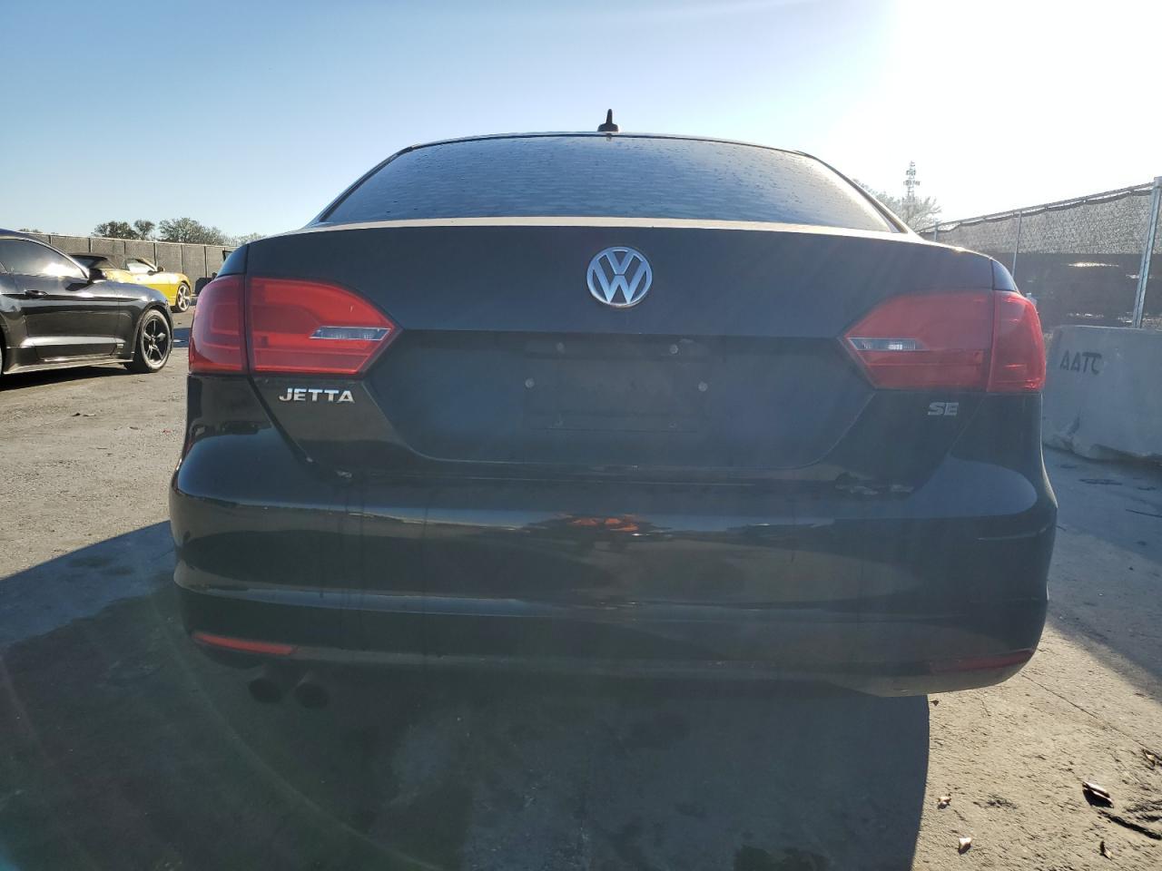 2014 VOLKSWAGEN JETTA SE - Фото 6