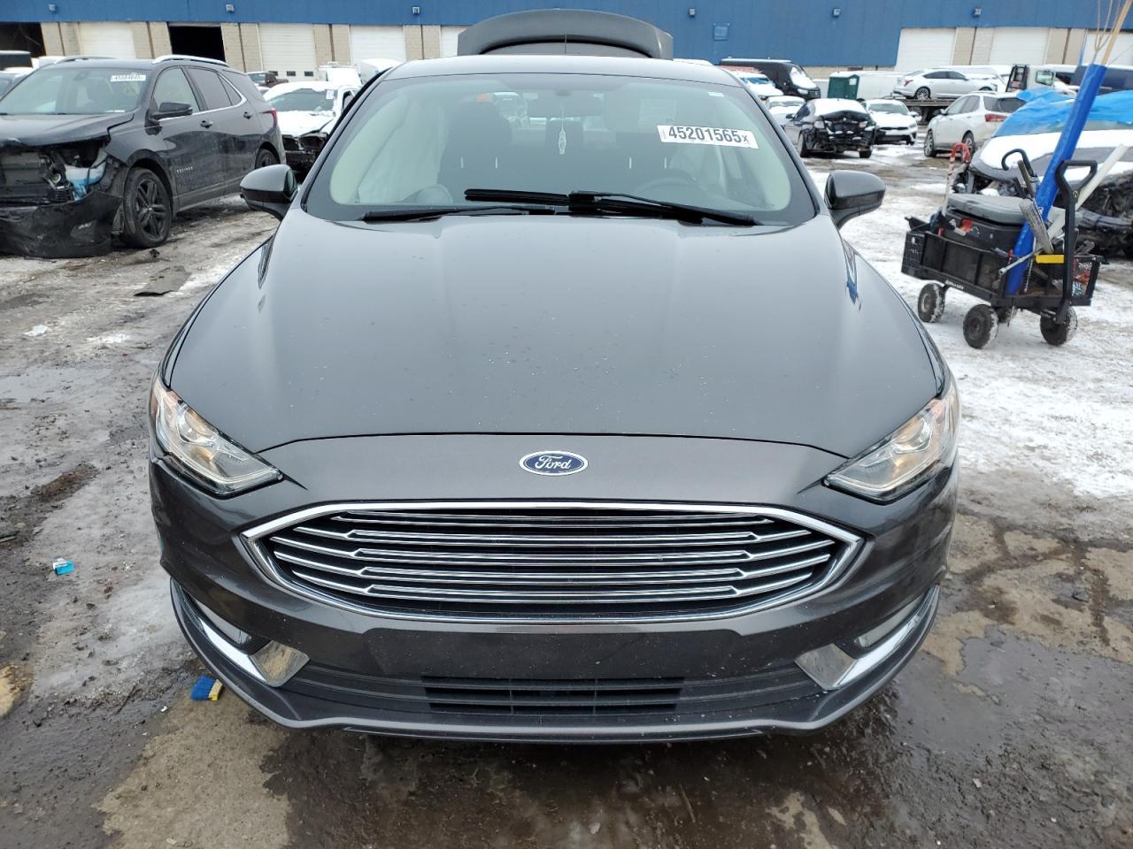 2017 FORD FUSION S - Image 5