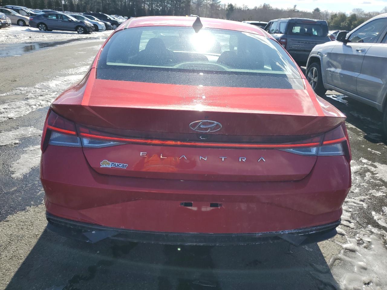 2022 HYUNDAI ELANTRA SE - Фото 6
