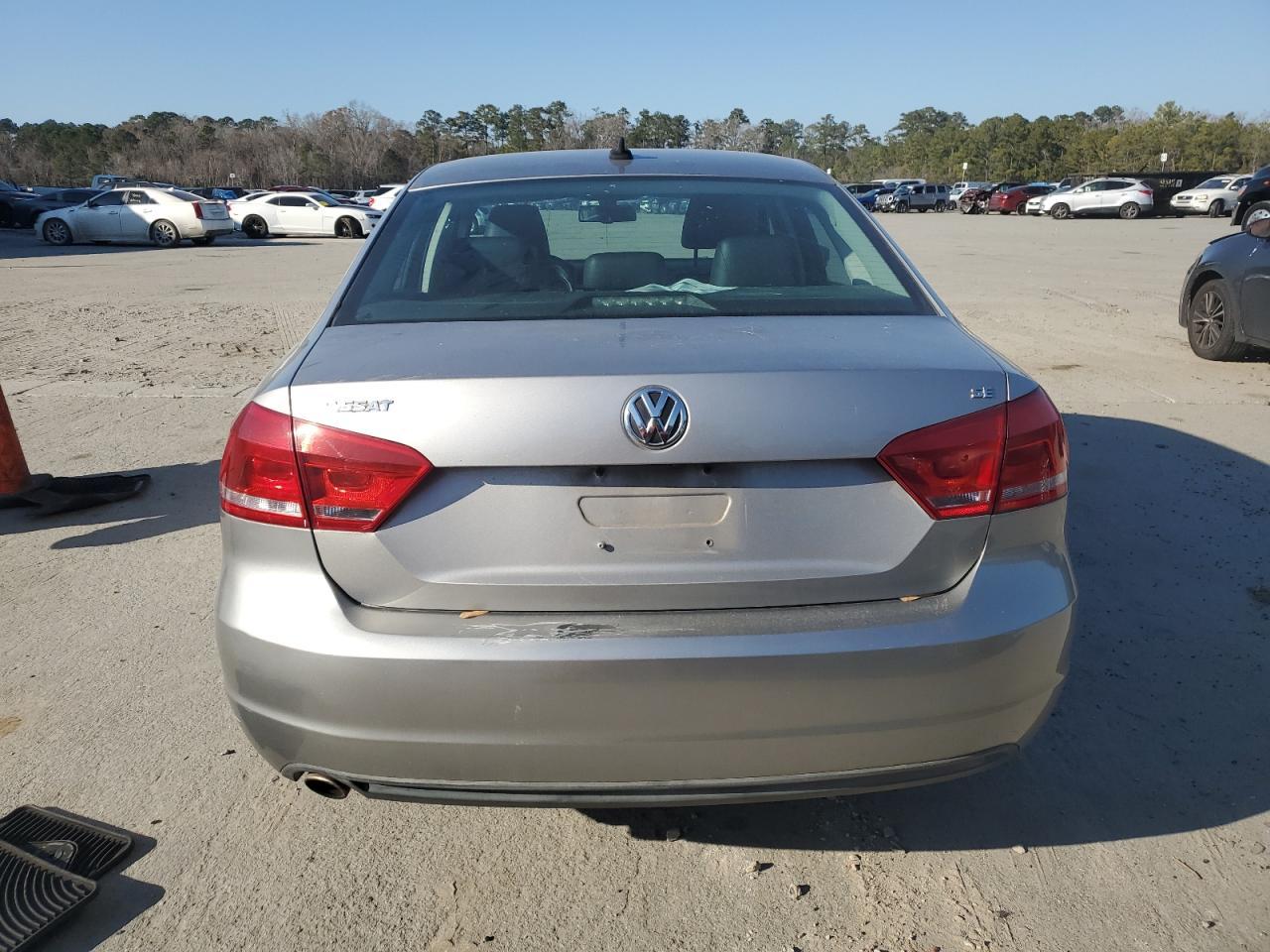 2014 VOLKSWAGEN PASSAT SE - Фото 6