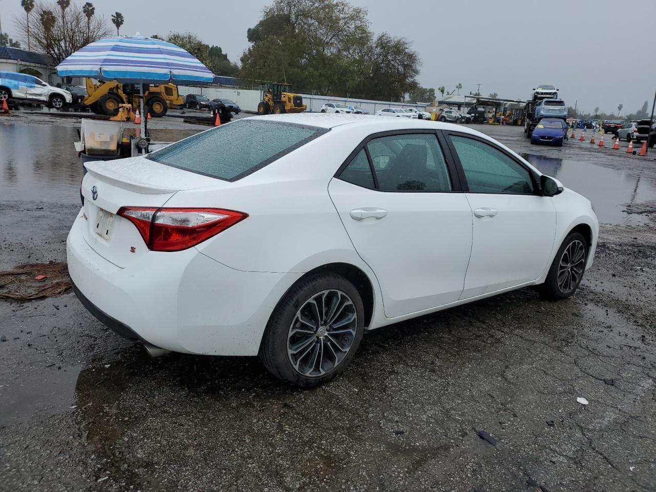 2016 TOYOTA COROLLA L - Фото 3