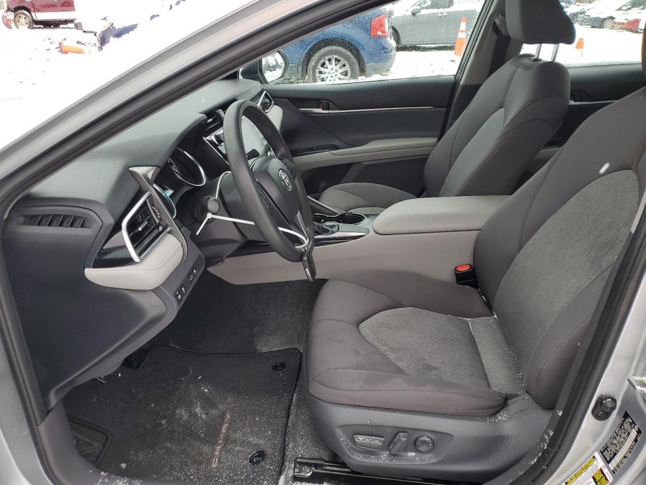 2018 TOYOTA CAMRY L - Фото 7