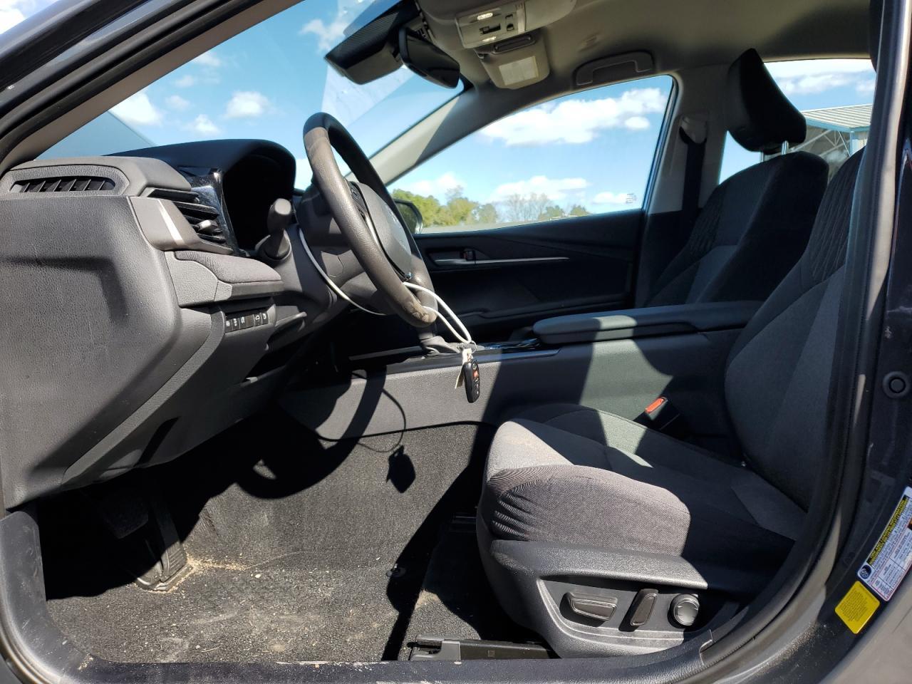 2025 TOYOTA CAMRY XSE - Фото 7