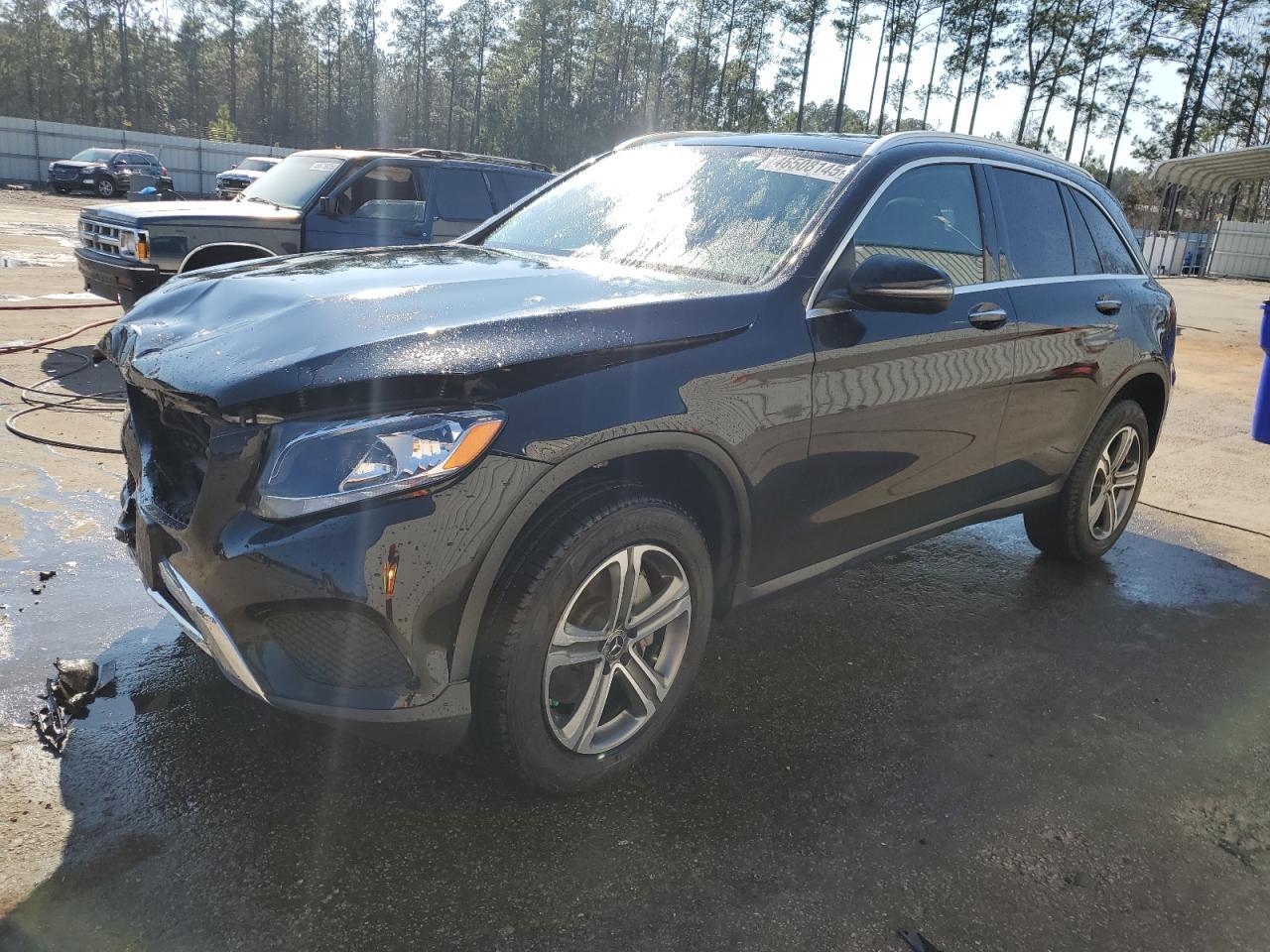 2019 MERCEDES-BENZ GLC 300 4M