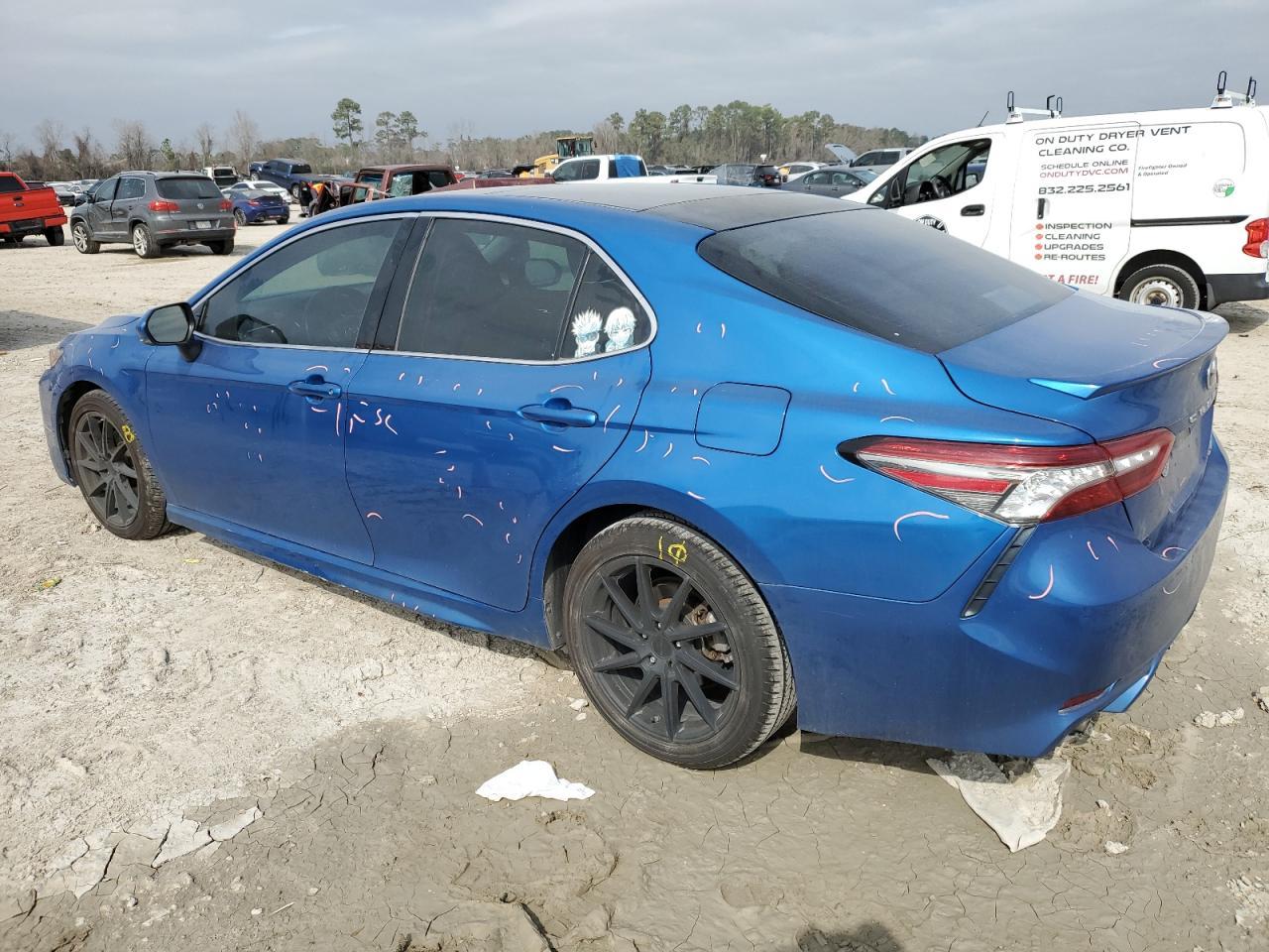 2018 TOYOTA CAMRY XSE - Image 2