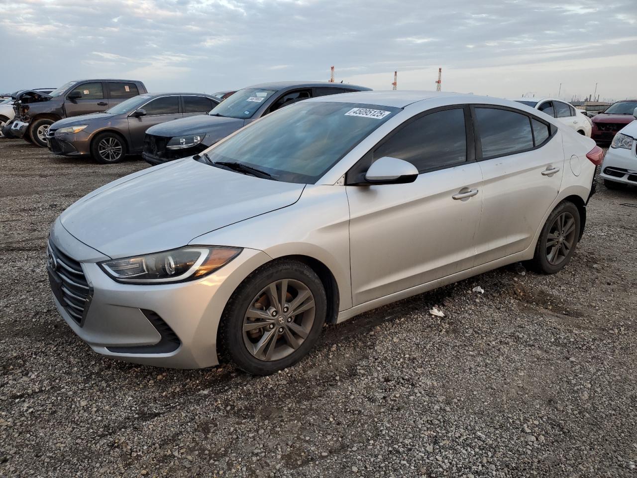 2018 HYUNDAI ELANTRA SE