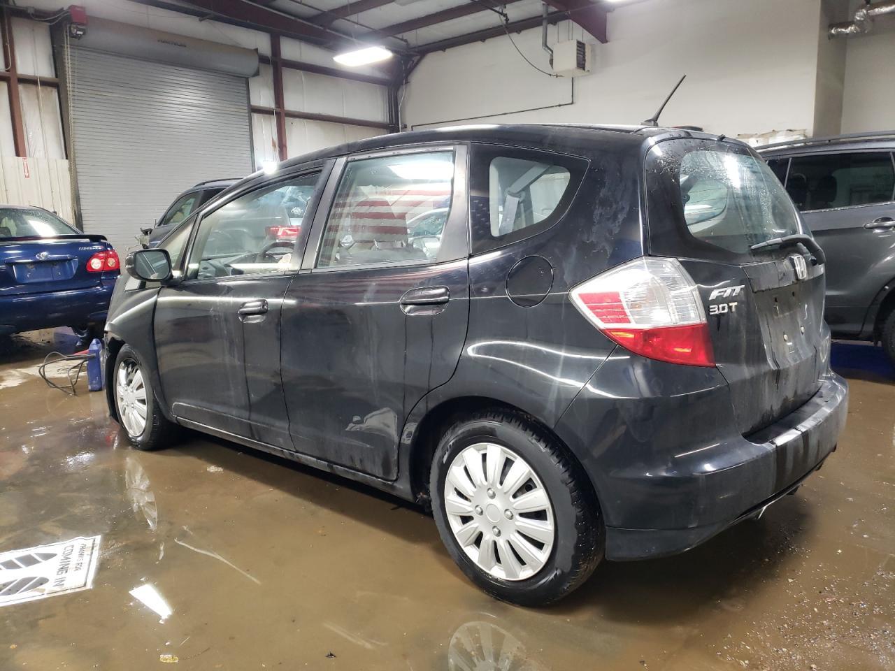 2013 HONDA FIT - Фото 2