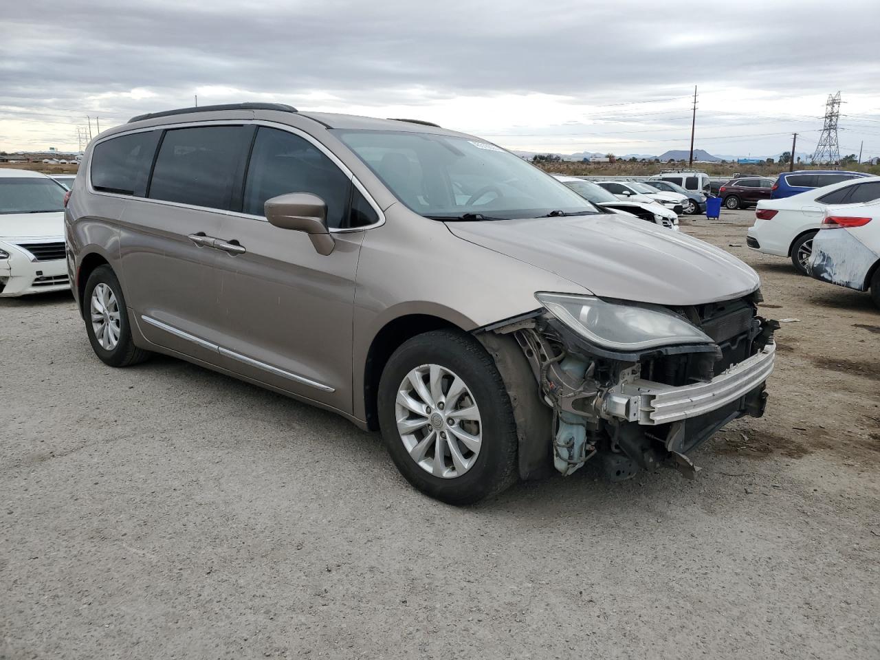 2017 CHRYSLER PACIFICA T - Image 4