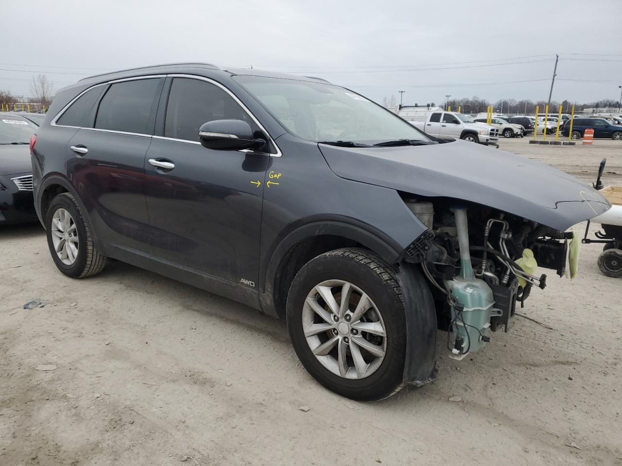 2017 KIA SORENTO LX - Фото 4