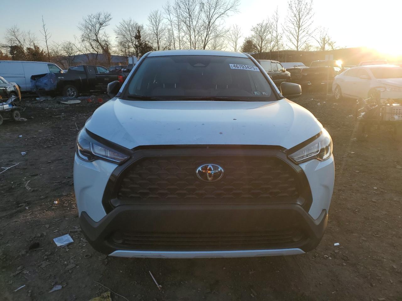2024 TOYOTA COROLLA CR - Фото 5